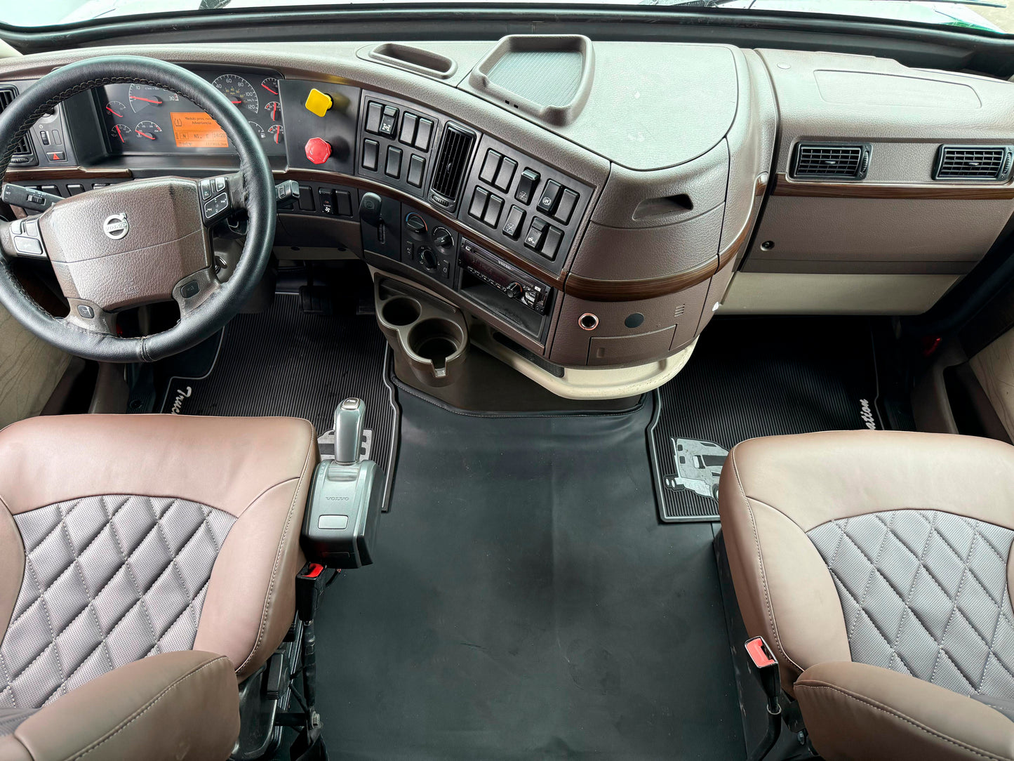 🚛 Volvo VNL 2016 color Blanco