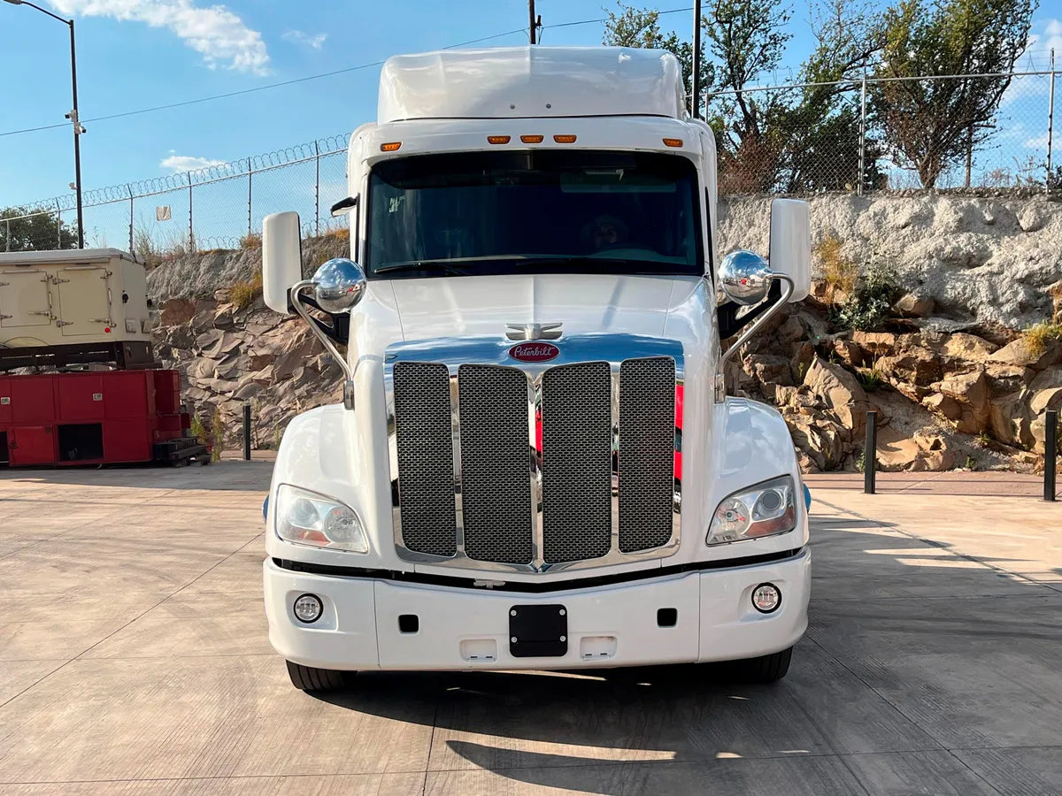 ⚪ Peterbilt 579 2019 – Estilo, potencia y rentabilidad sobre el asfalto