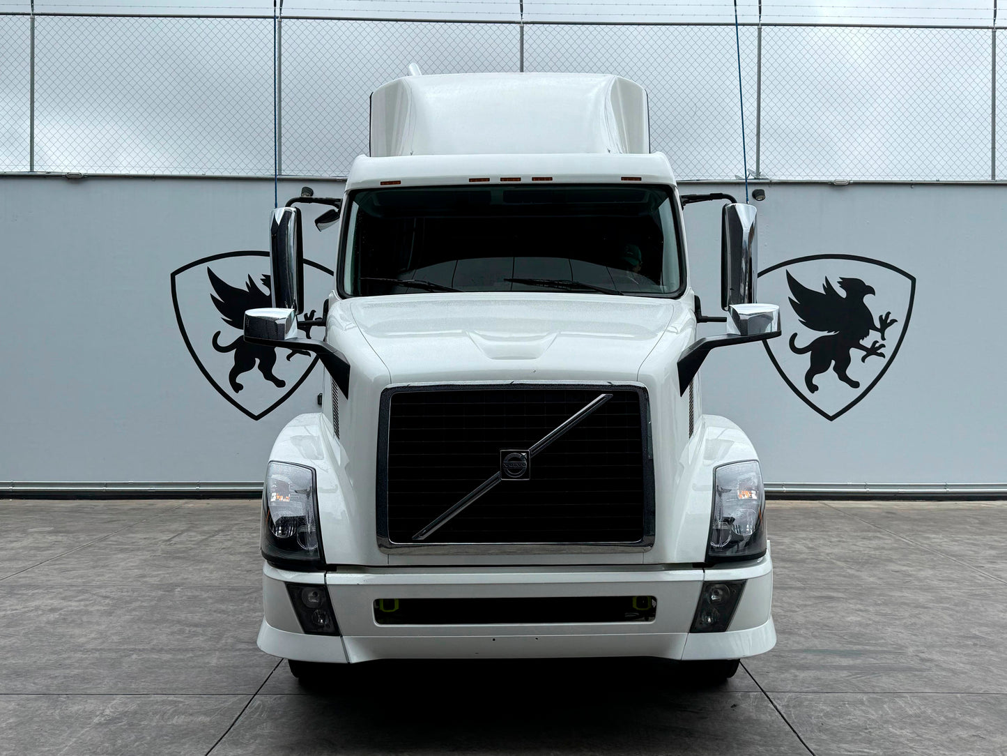 🚛 Volvo VNL 2016 color blanco