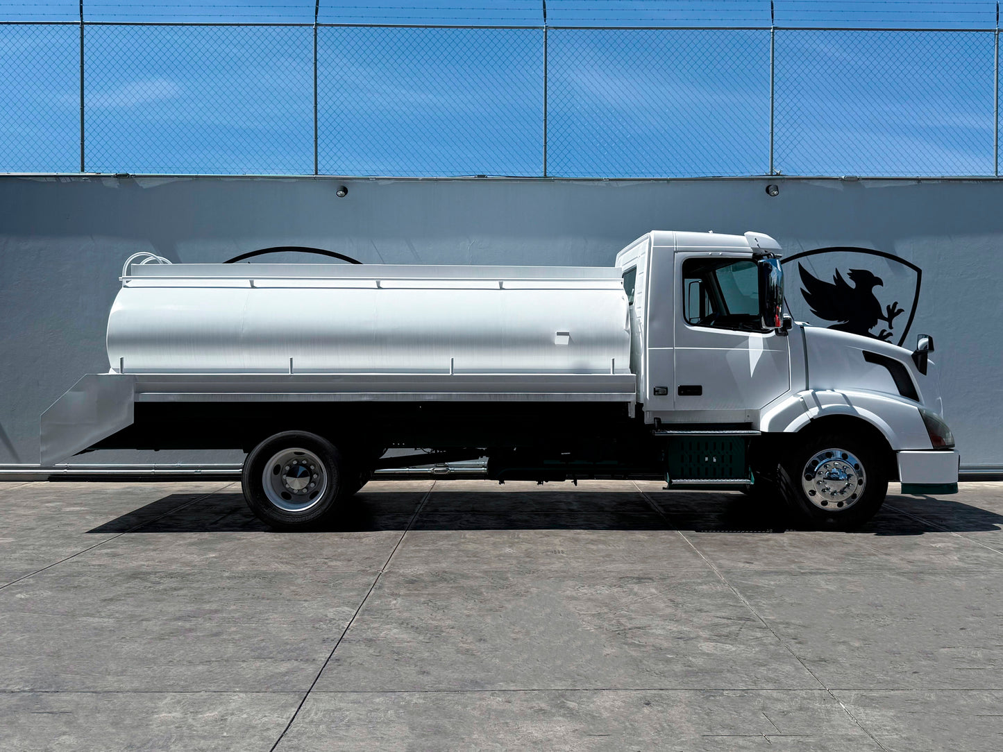 🚛Volvo VNL 730 2012 | PIPA 10,000 L