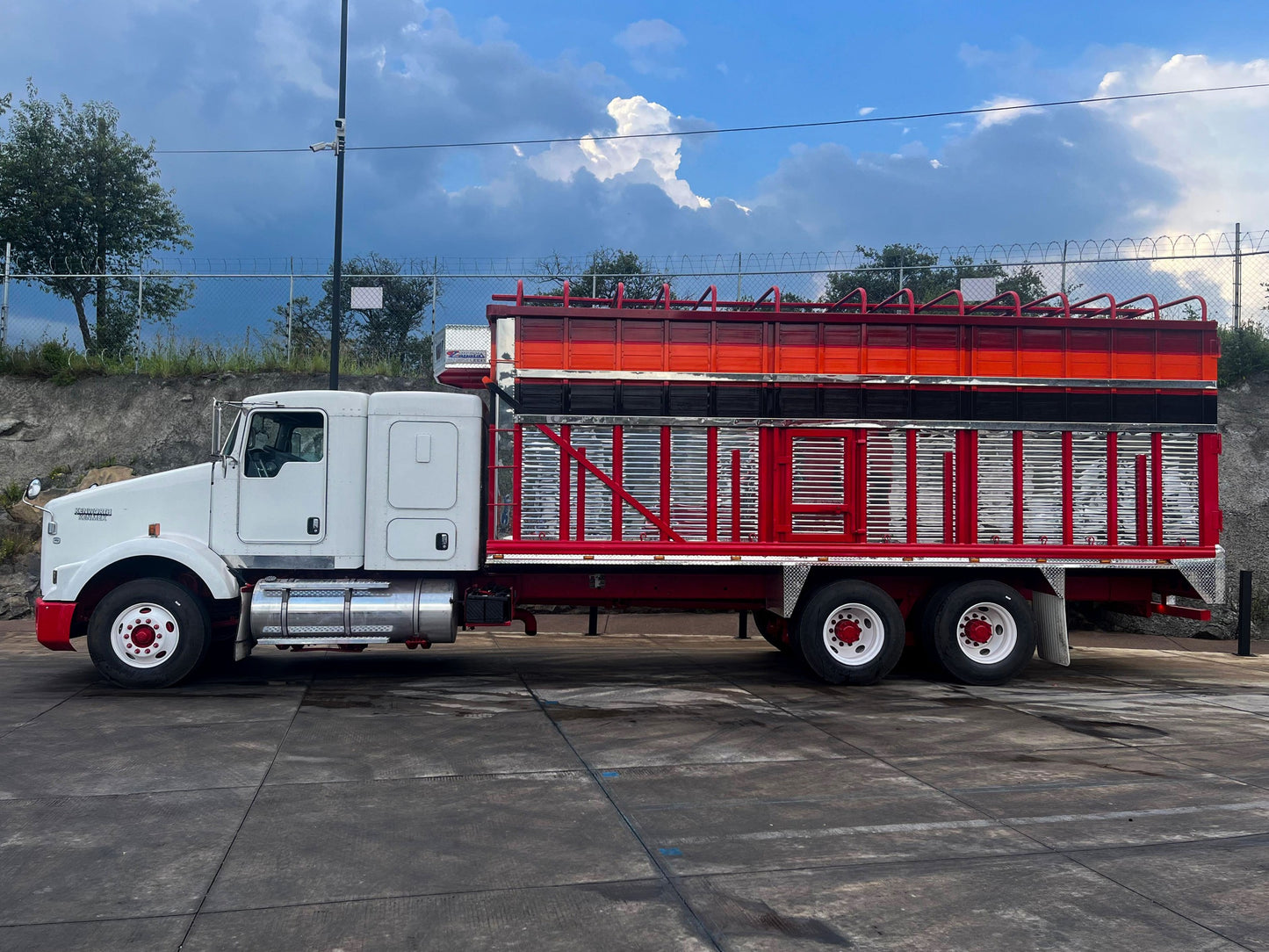 🚛 Kenworth T800 Caja Frutera 2016 | A toda prueba en México