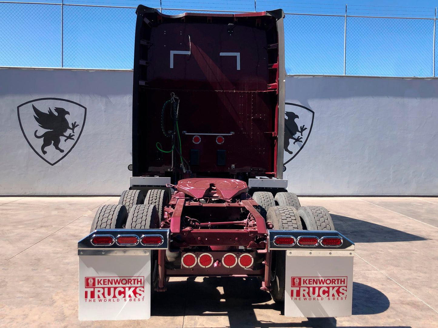 Kenworth T680 2020 Rojo