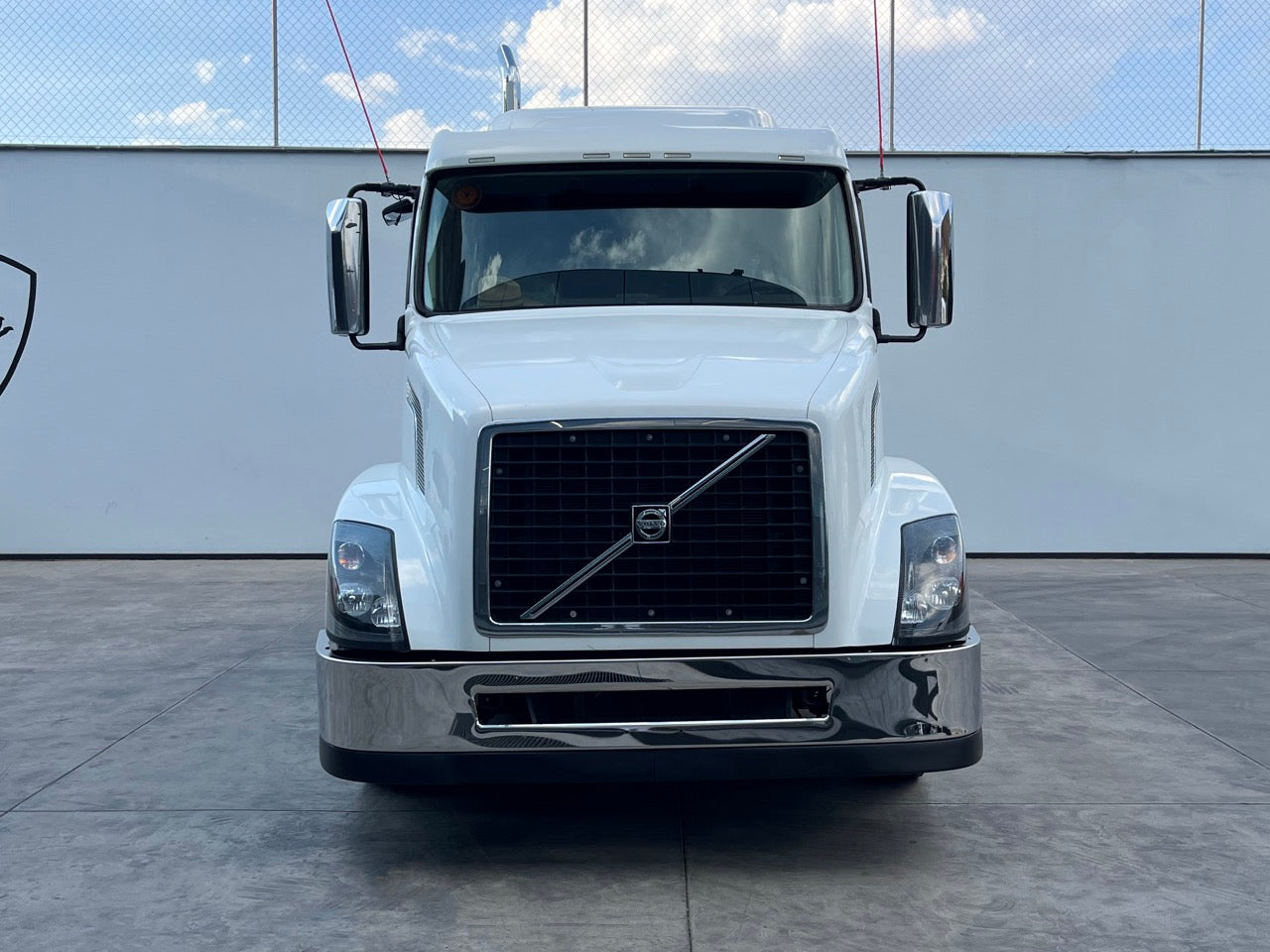⚪ Volvo VNL 2015 – Eficiencia automatizada, calidad escandinava