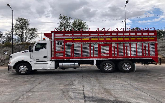 Kenworth T680 2021