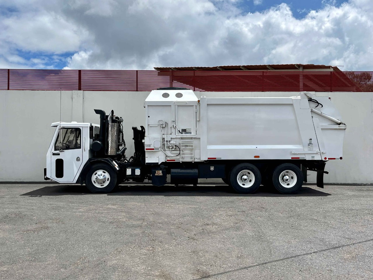 🚛 CCC ( Crane Carrier Company) LET2 2009 | Ideal para carga pesada en México