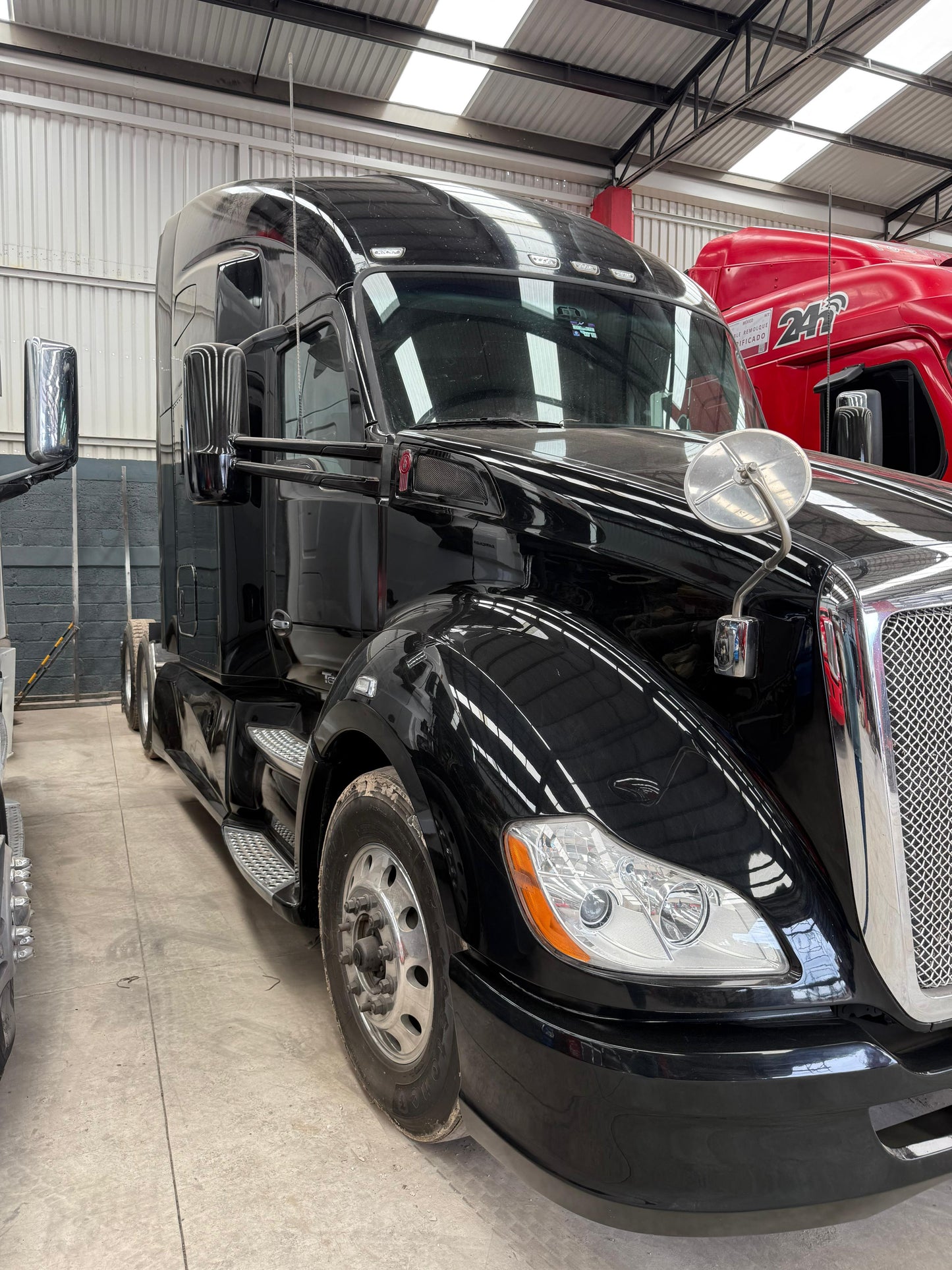 🚛Kenworth T680 2018 | Máximo desempeño en México