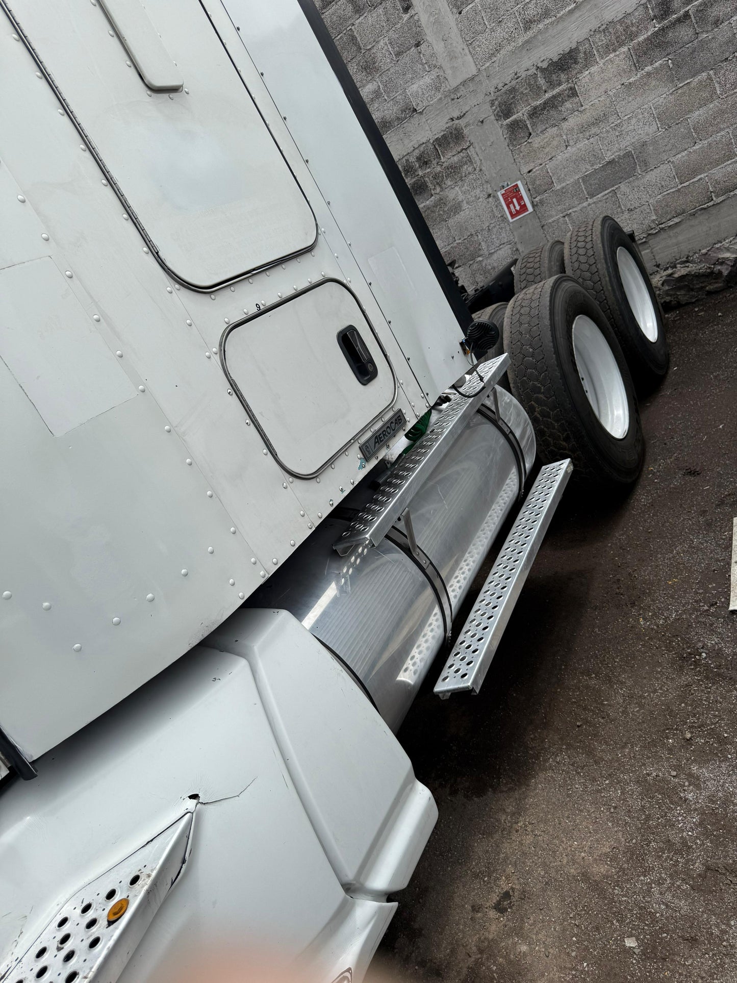 🚛 Kenworth T660 2015 color blanco