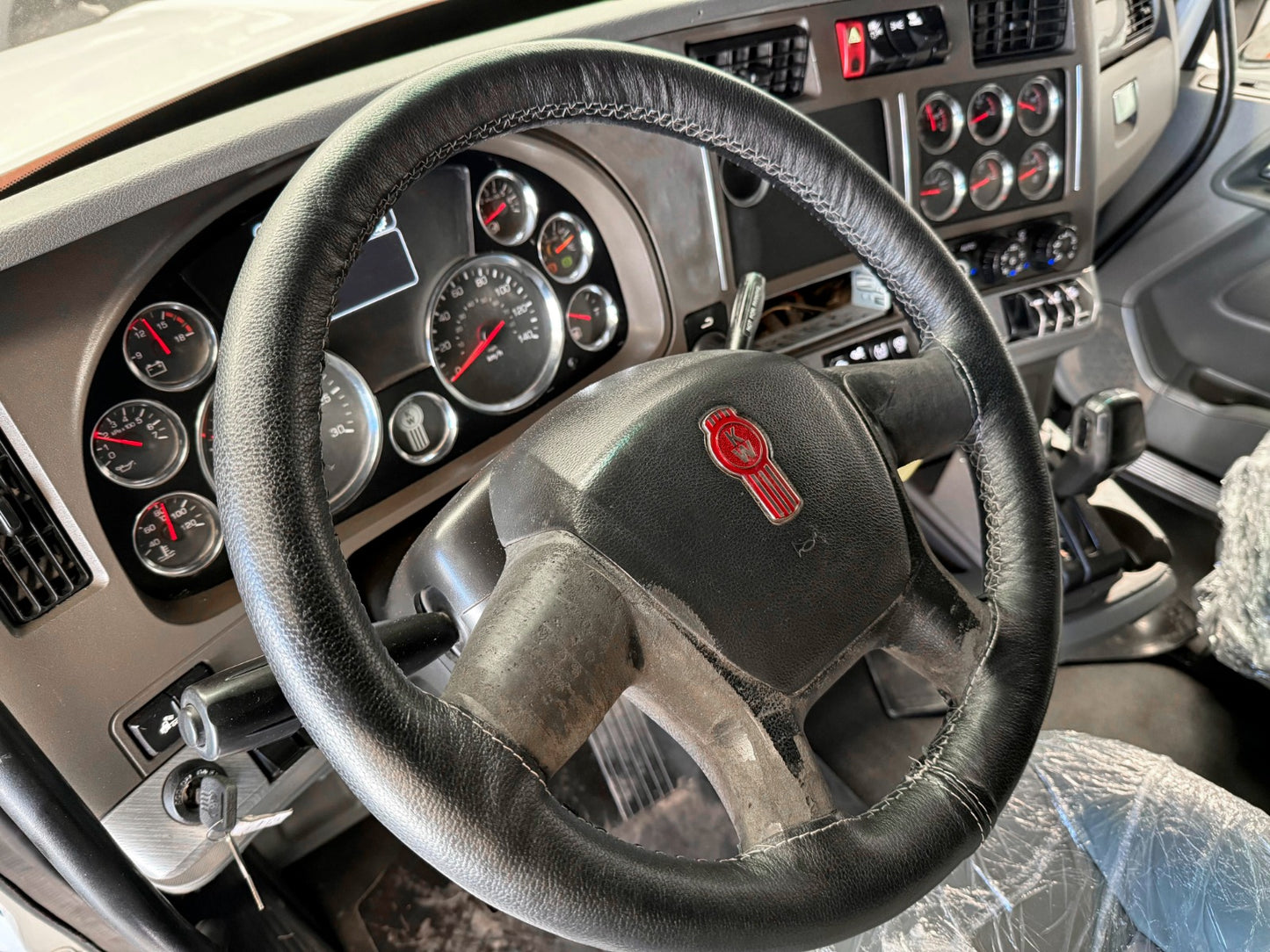 🚛 Kenworth T680 2017 color blanco