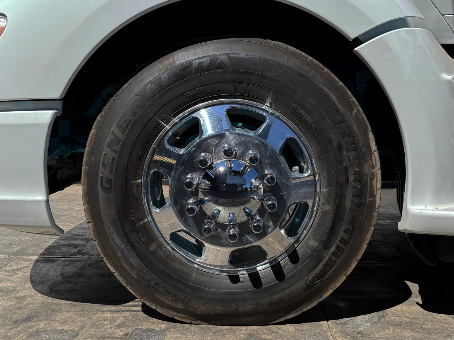 🚛 Kenworth T680 2018 color blanco