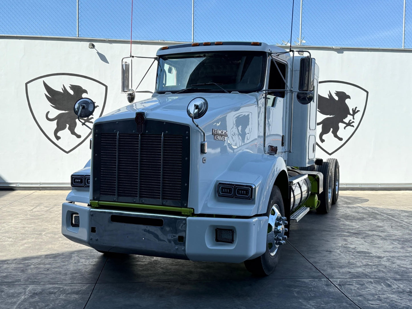 🚛 Kenworth T800 2017 color blanco