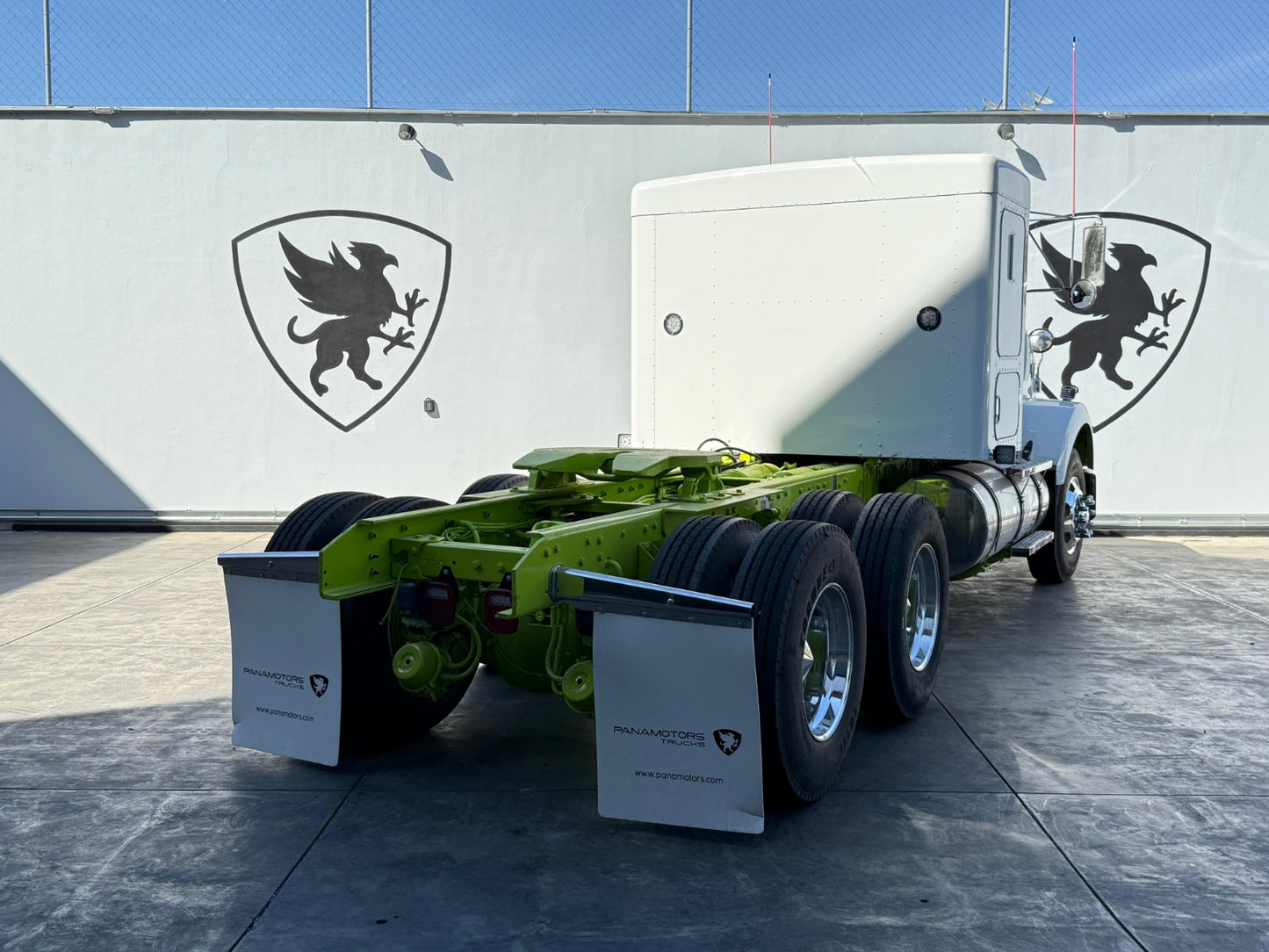 🚛 Kenworth T800 2017 color blanco