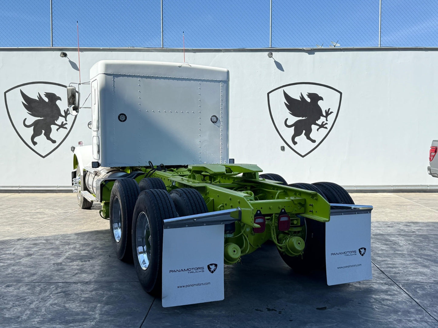 🚛 Kenworth T800 2017 color blanco