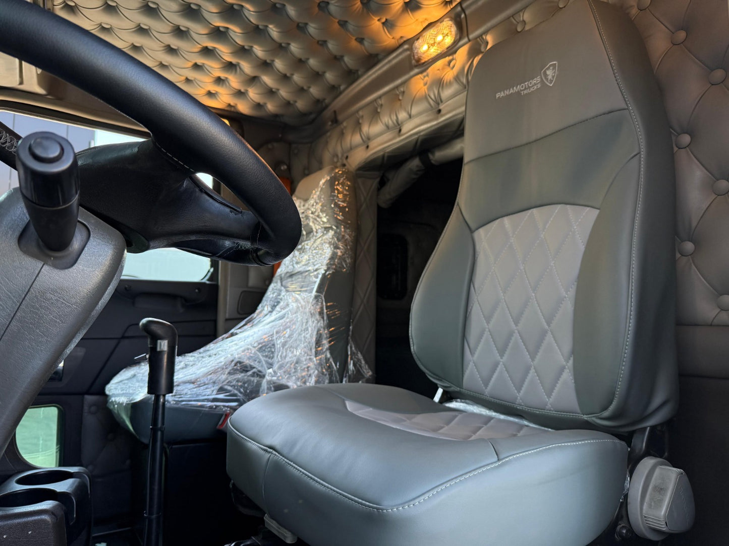 🚛 Kenworth T800 2017 color blanco