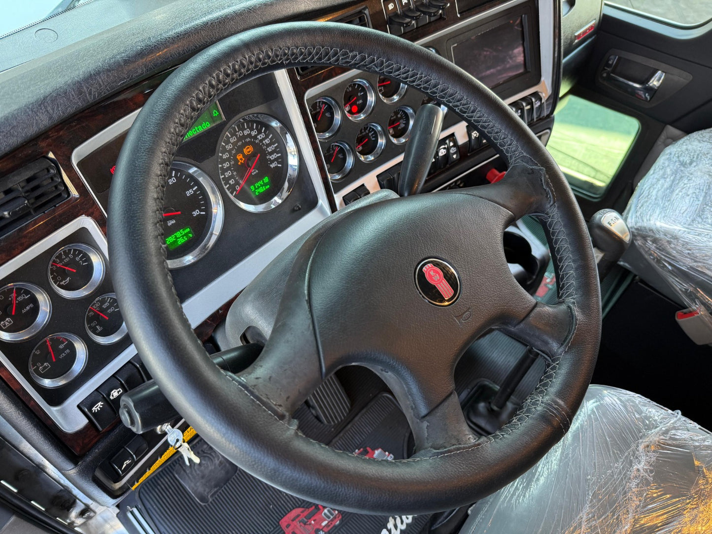 🚛 Kenworth T800 2017 color blanco