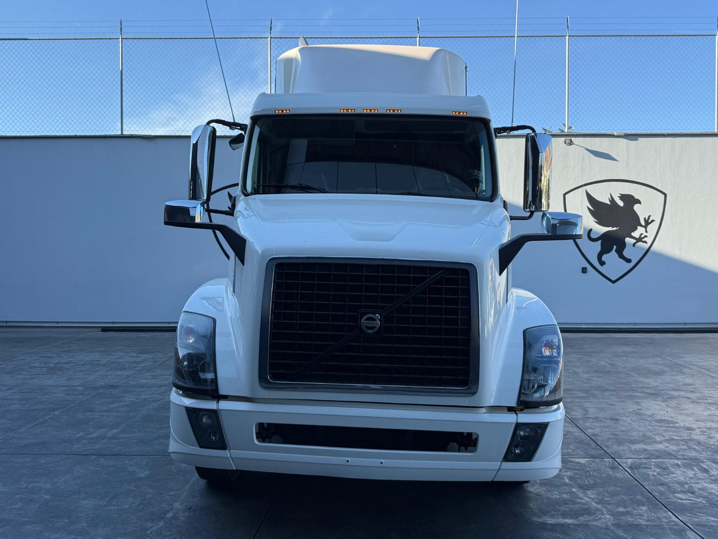 🚛 Volvo VNL 2016 color blanco