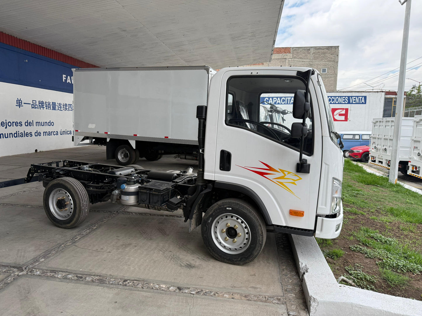 🚛 FAW Tiger 2T 1302 Euro VI 2026 | Capacidad de carga 2T